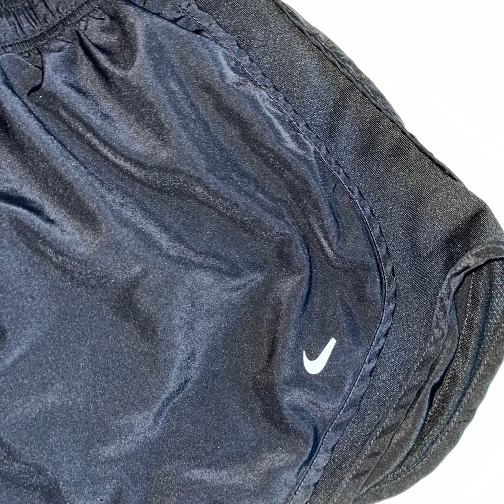 SOLD - nike running shorts - Picture 2 of 4
